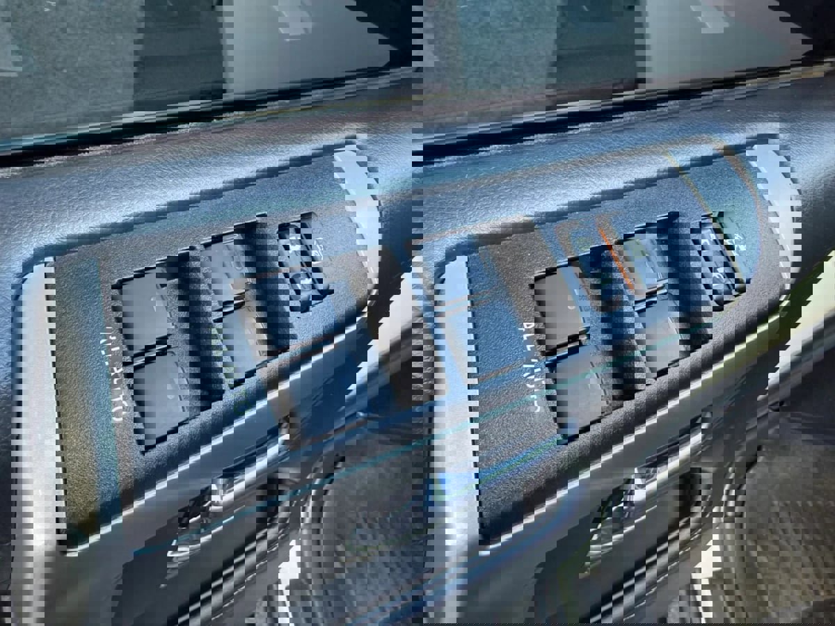 Used 2023 Toyota 4Runner SR5 Premium AWD/4WD image 41