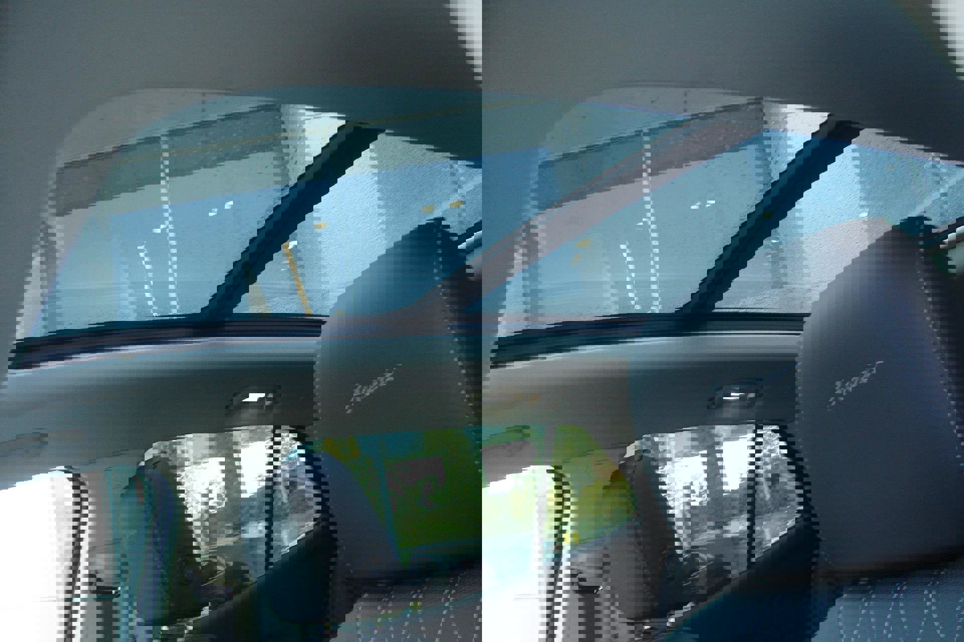 Used 2023 Buick Envision Avenir image 40