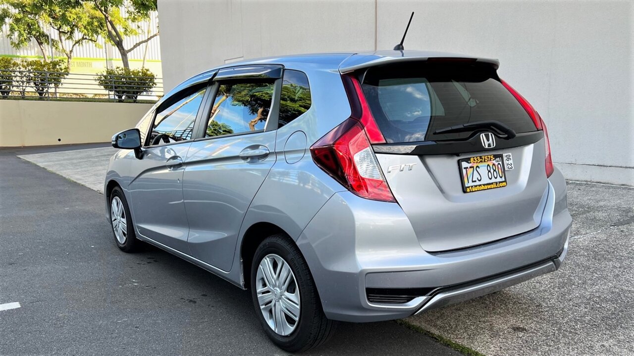 Used 2020 Honda Fit LX image 3