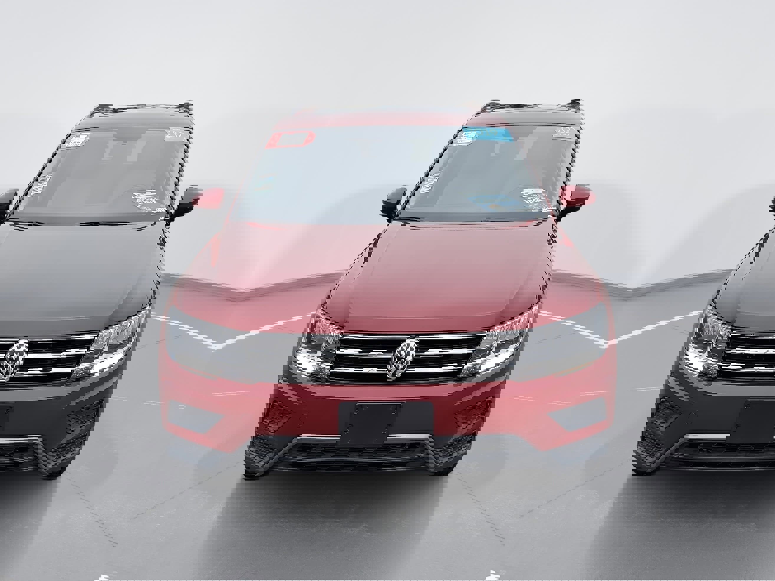 Certified 2019 Volkswagen Tiguan SE w/ Panoramic Sunroof Package image 8