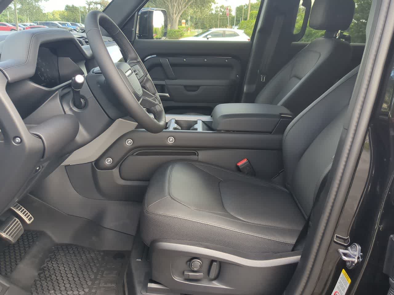 New 2026 Land Rover Defender 110 X AWD/4WD image 17