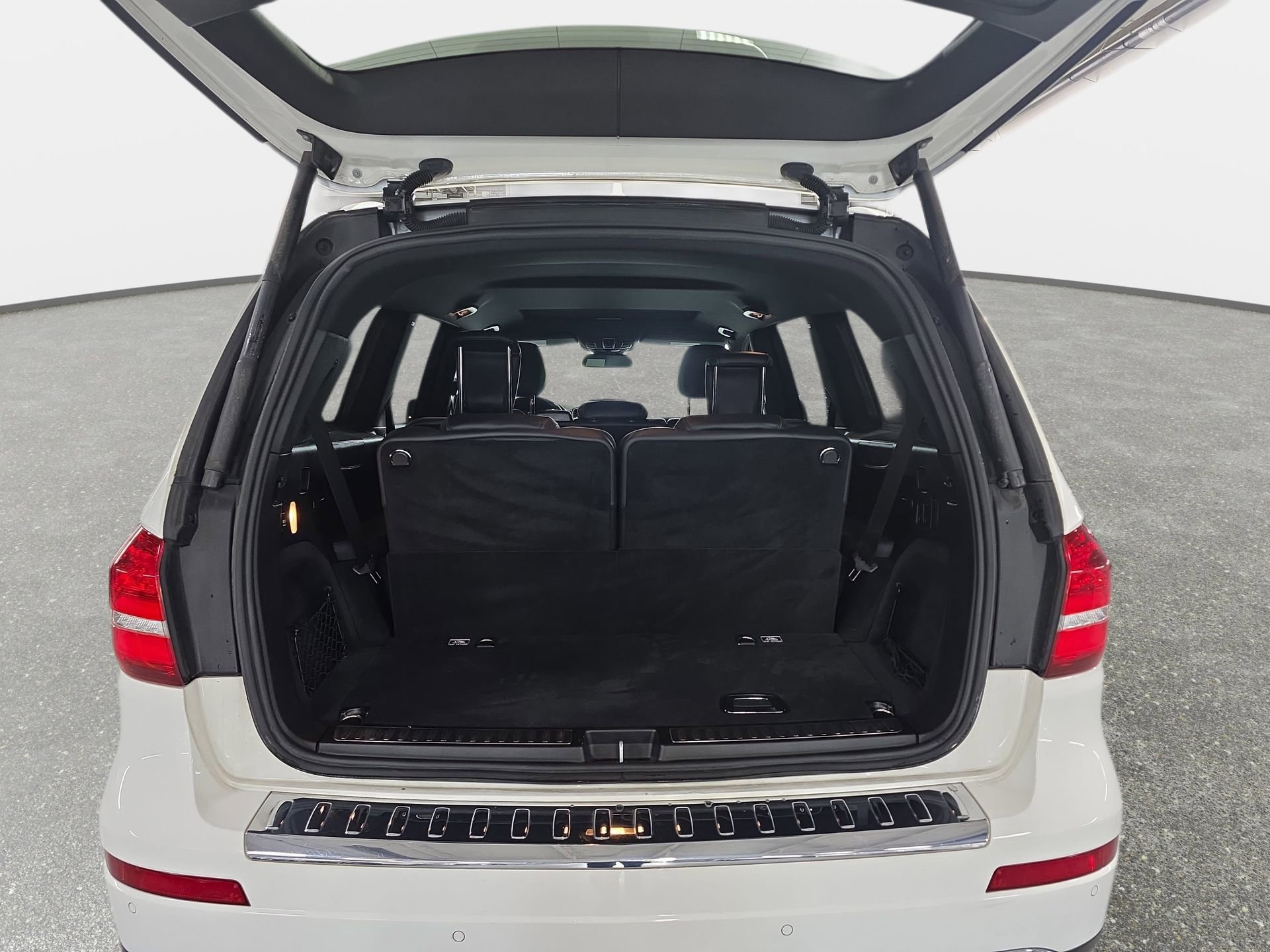 Certified 2019 Mercedes-Benz GLS 450 4MATIC image 12