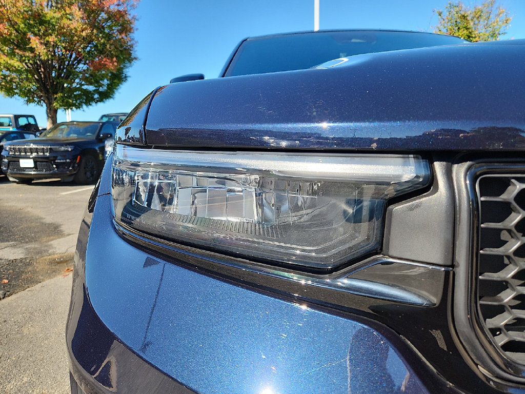 Used 2024 Jeep Grand Cherokee Trailhawk w/ Advanced Protech Group II AWD/4WD image 9