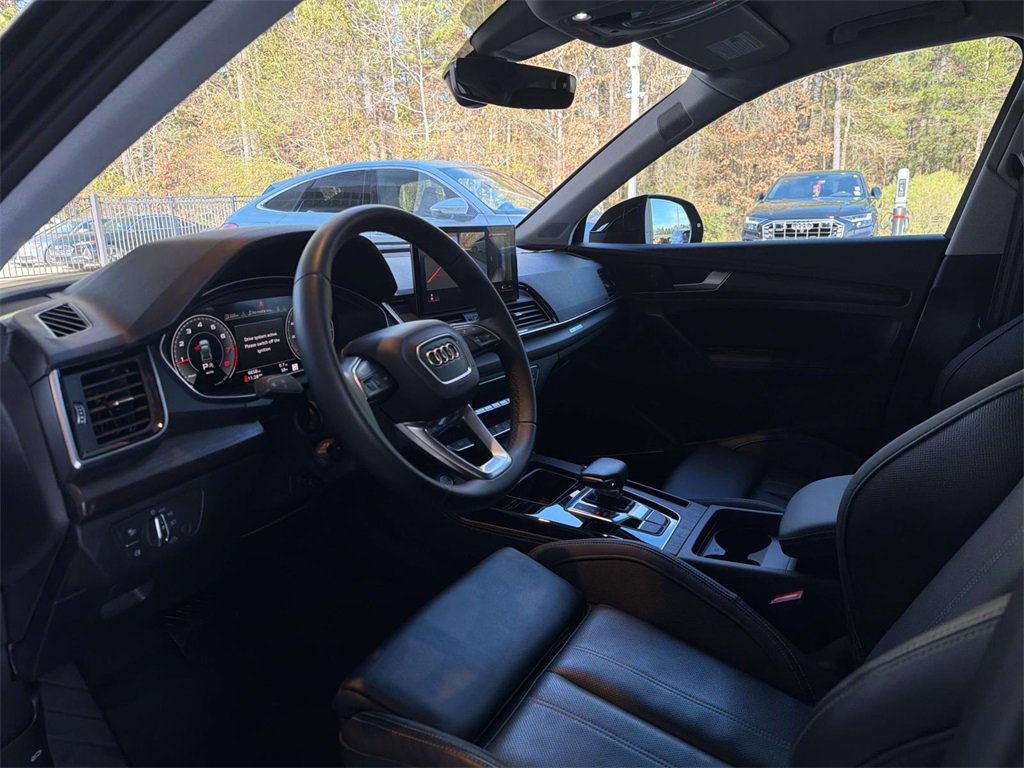 Used 2025 Audi Q5 2.0T Premium Plus w/ Premium Plus Package image 7