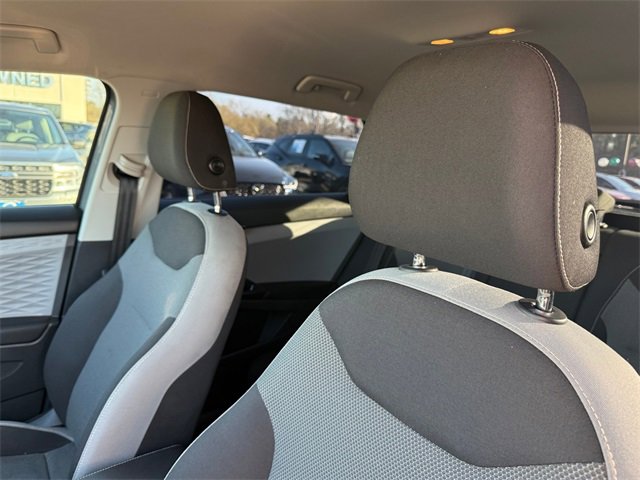 Used 2023 Volkswagen Taos S image 10