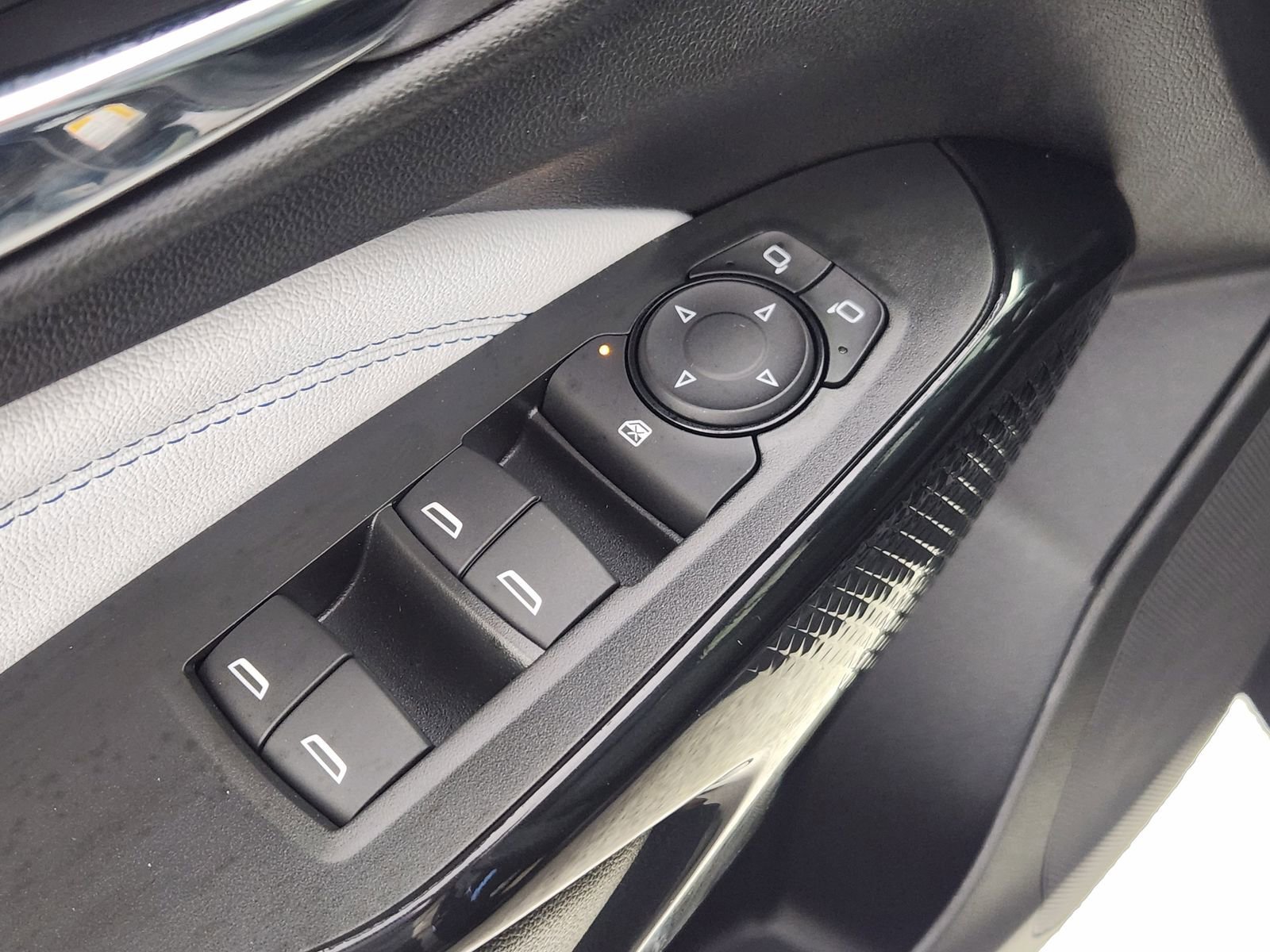 New 2026 Chevrolet Trax LT w/ Driver Confidence Package image 25