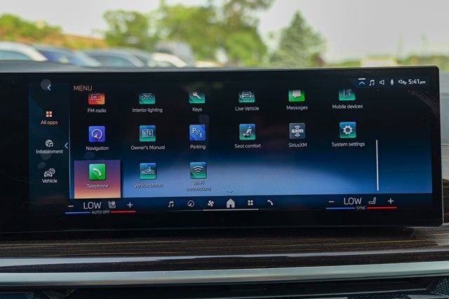 Used 2024 BMW X6 xDrive40i w/ Premium Package image 64