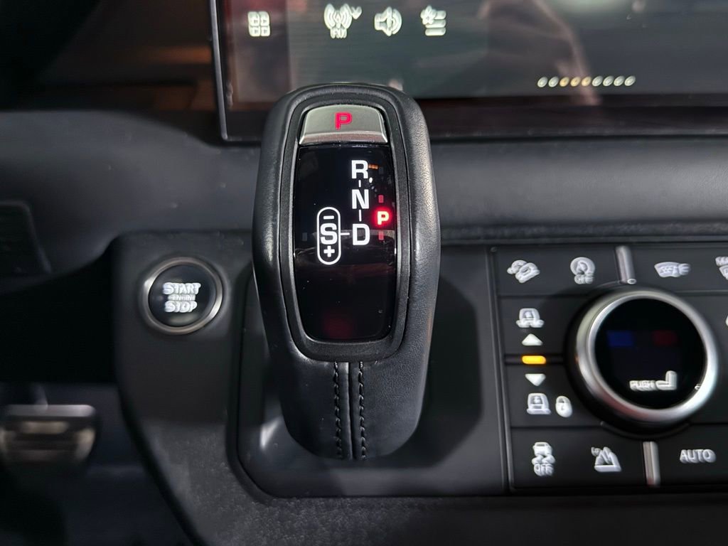 Used 2023 Land Rover Defender 110 X image 34