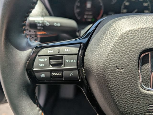 Used 2025 Honda HR-V Sport image 17