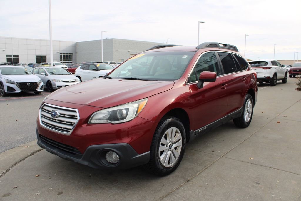 Used 2017 Subaru Outback 2.5i Premium image 3
