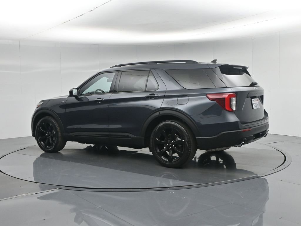 Used 2023 Ford Explorer ST-Line w/ Class IV Trailer Tow Package image 7