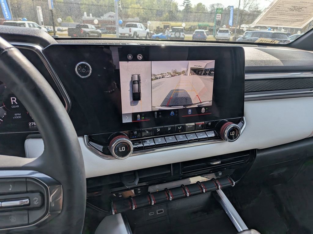 Used 2024 GMC Canyon AT4X image 24