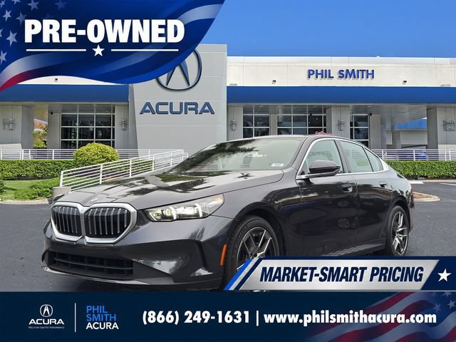 Used 2026 BMW 530i RWD image 1