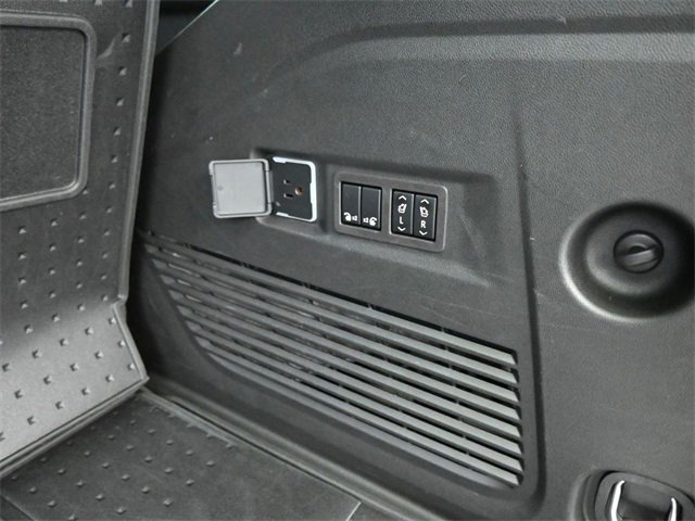 Used 2024 Chevrolet Tahoe Premier image 27