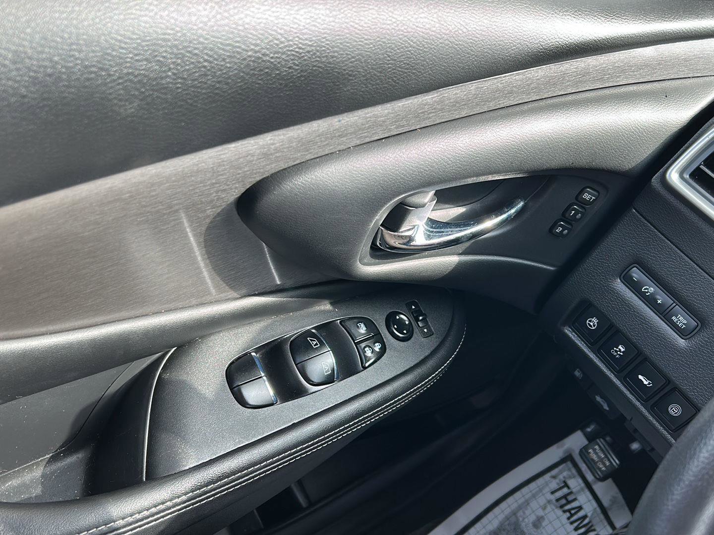 Used 2024 Nissan Murano SL AWD/4WD image 15