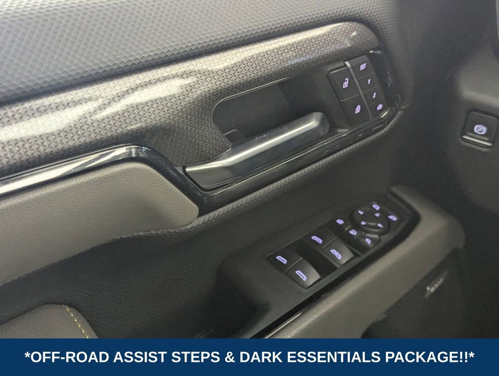 Used 2024 Chevrolet Silverado 2500 ZR2 w/ Technology Package image 17