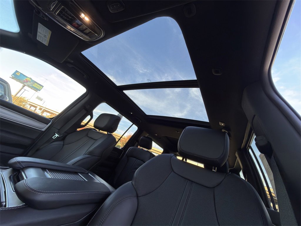 New 2025 Jeep Wagoneer Series II w/ Premium Group I image 19