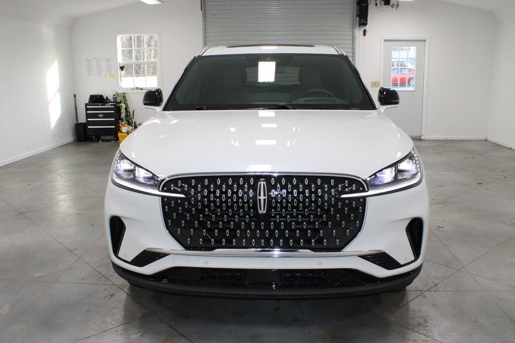 New 2026 Lincoln Aviator Reserve image 2