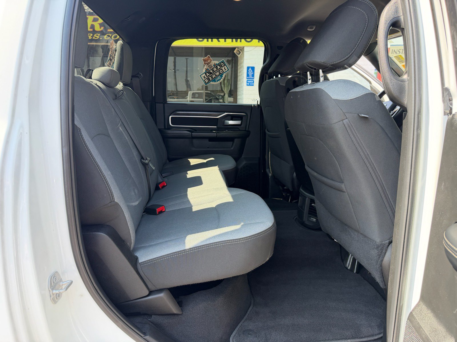 Used 2024 RAM 3500 Big Horn AWD/4WD image 17