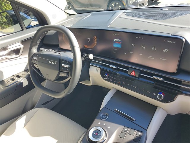 New 2026 Kia Sportage EX w/ EX Panoramic Sunroof Package image 8