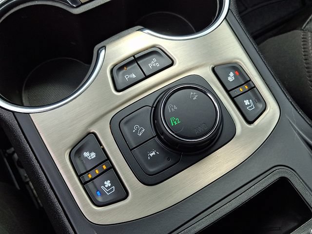 Certified 2023 GMC Terrain Denali w/ Denali Premium Package AWD/4WD image 25