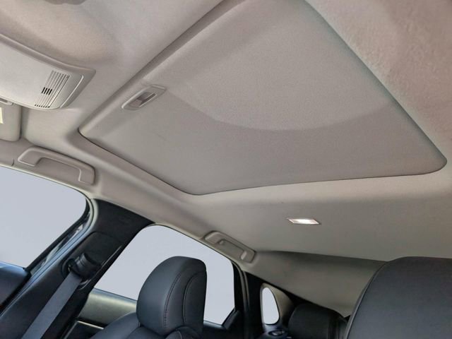 Used 2024 MAZDA CX-30 AWD 2.5 S w/ Premium Package image 12