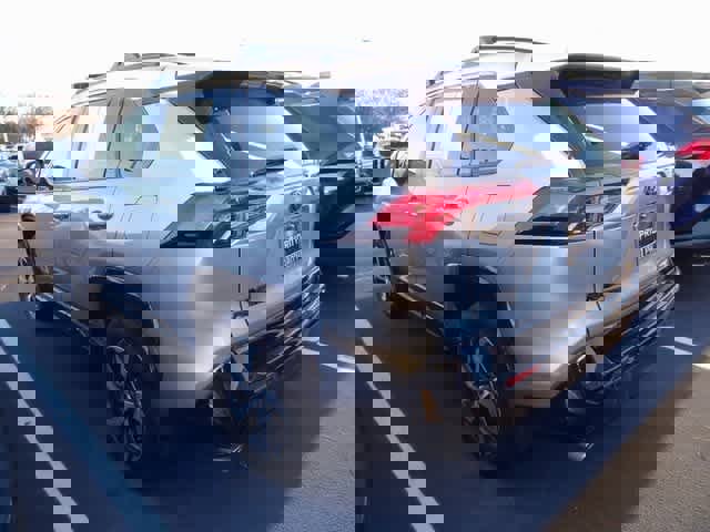 Used 2024 Toyota RAV4 SE w/ Weather & Moonroof Package image 6
