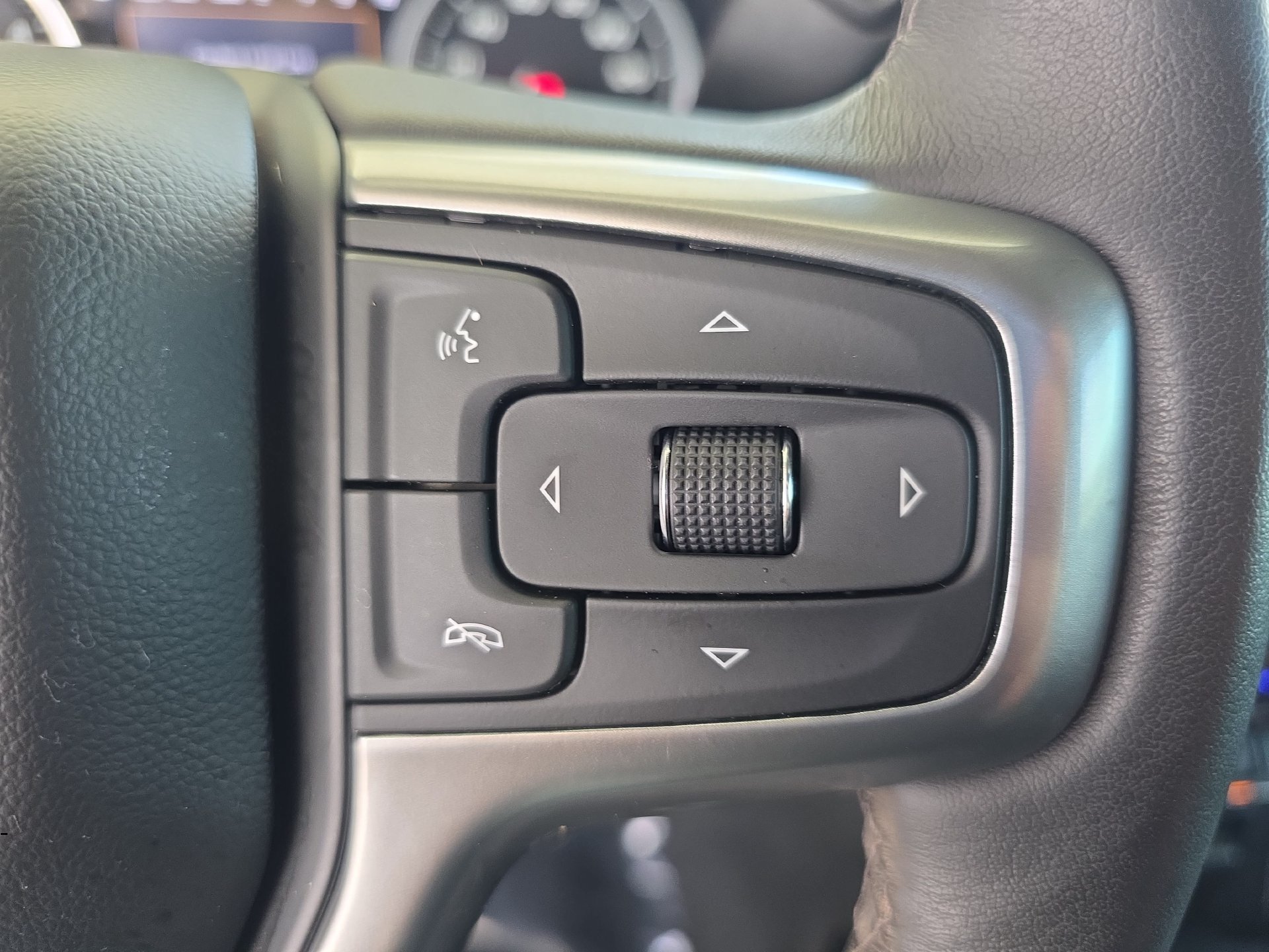 Used 2020 Chevrolet Silverado 2500 LTZ w/ LTZ Premium Package AWD/4WD image 18