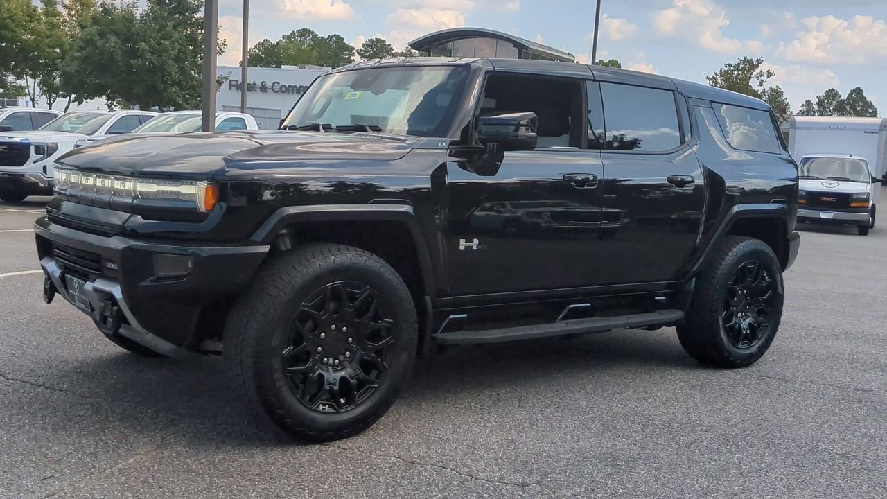 Used 2025 GMC Hummer EV 2X AWD/4WD image 4