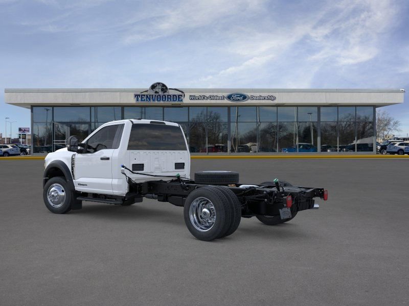 New 2026 Ford F550 4x4 Regular Cab Super Duty image 4