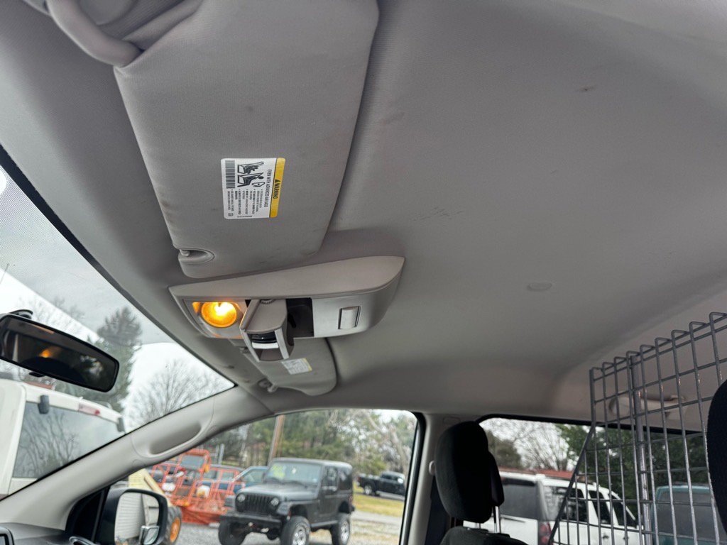 Used 2015 RAM C/V Tradesman FWD image 15
