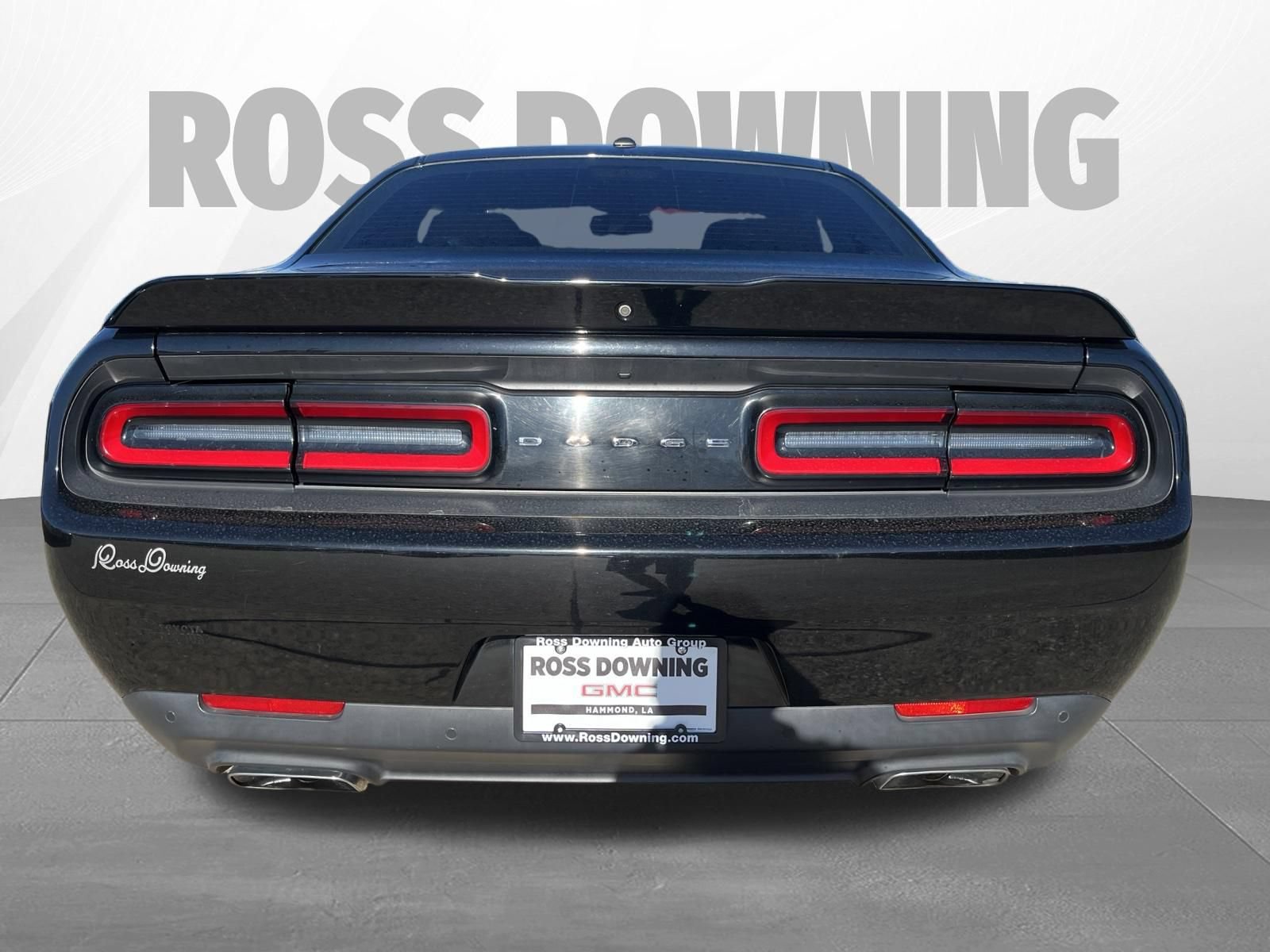 Used 2020 Dodge Challenger R/T RWD image 5