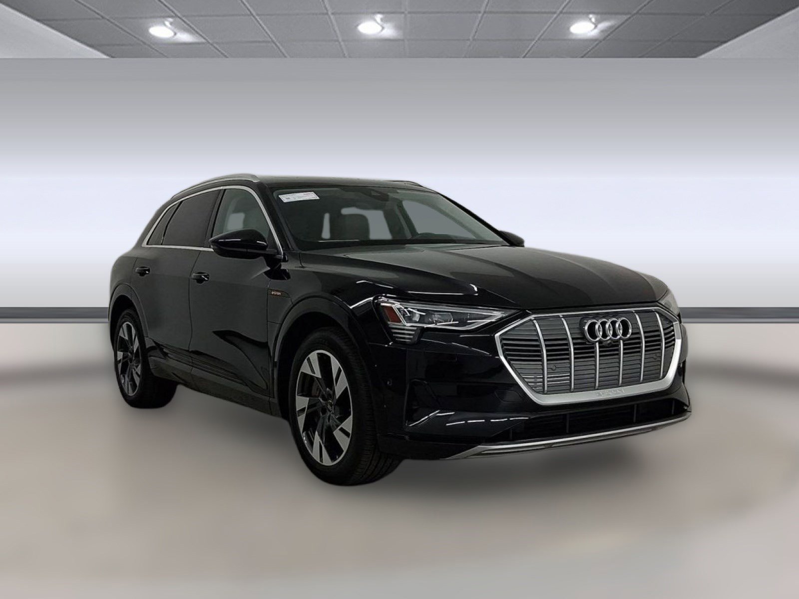 Used 2022 Audi e-tron Premium Plus image 7