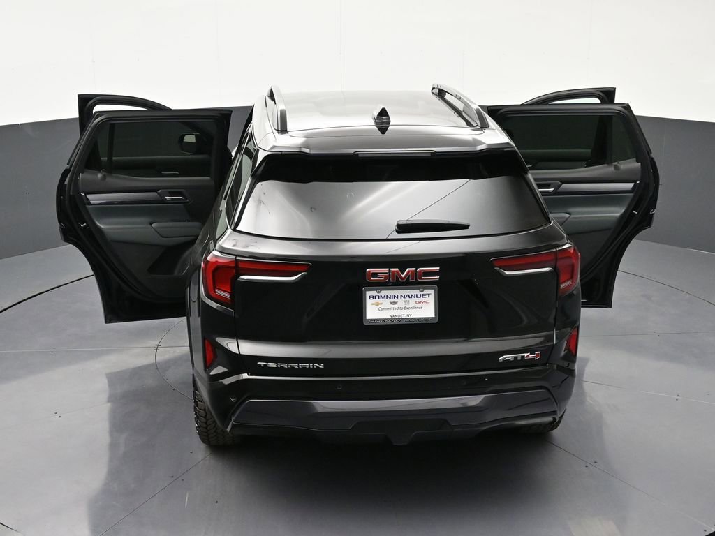 Used 2026 GMC Terrain AT4 image 37