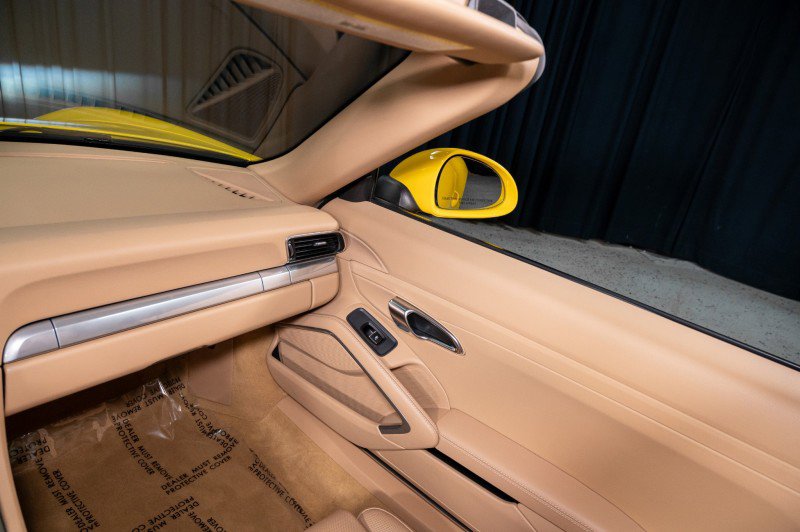 Used 2017 Porsche 911 Targa 4S image 32