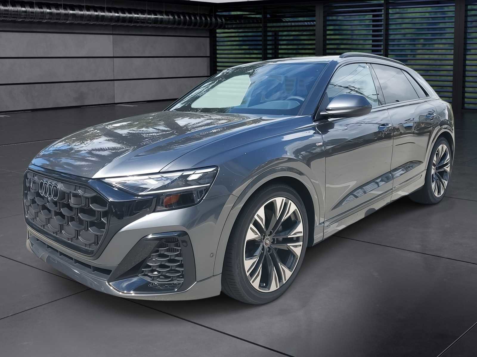 New 2025 Audi Q8 Premium Plus