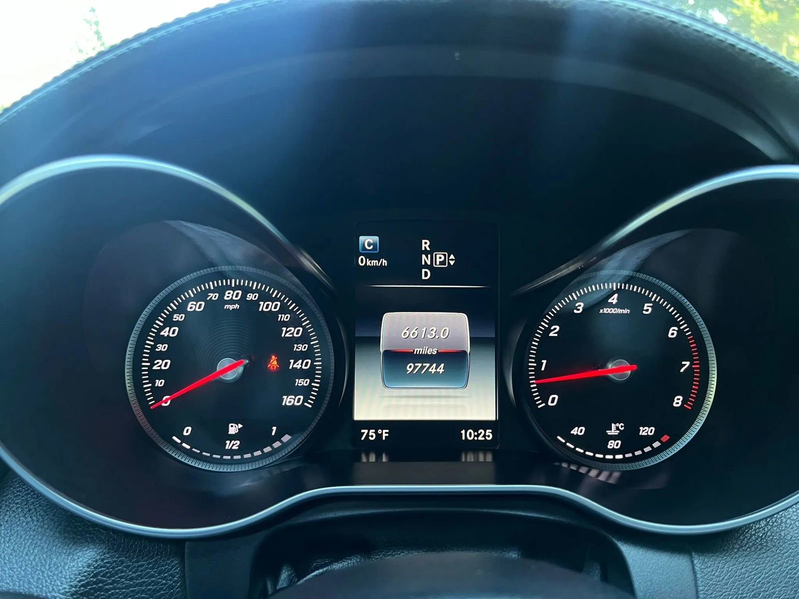 Used 2015 Mercedes-Benz C 400 4MATIC image 13