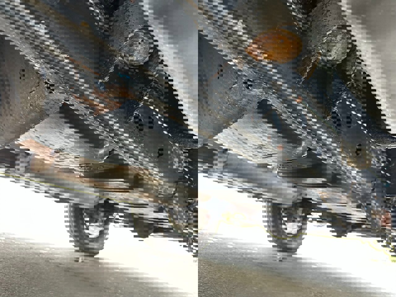 Used 2005 Cadillac Escalade AWD image 69