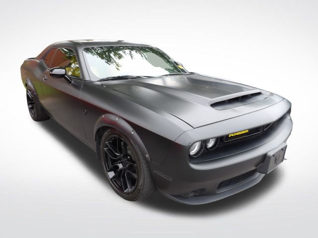 Used 2018 Dodge Challenger R/T w/ Driver Convenience Group RWD image 14