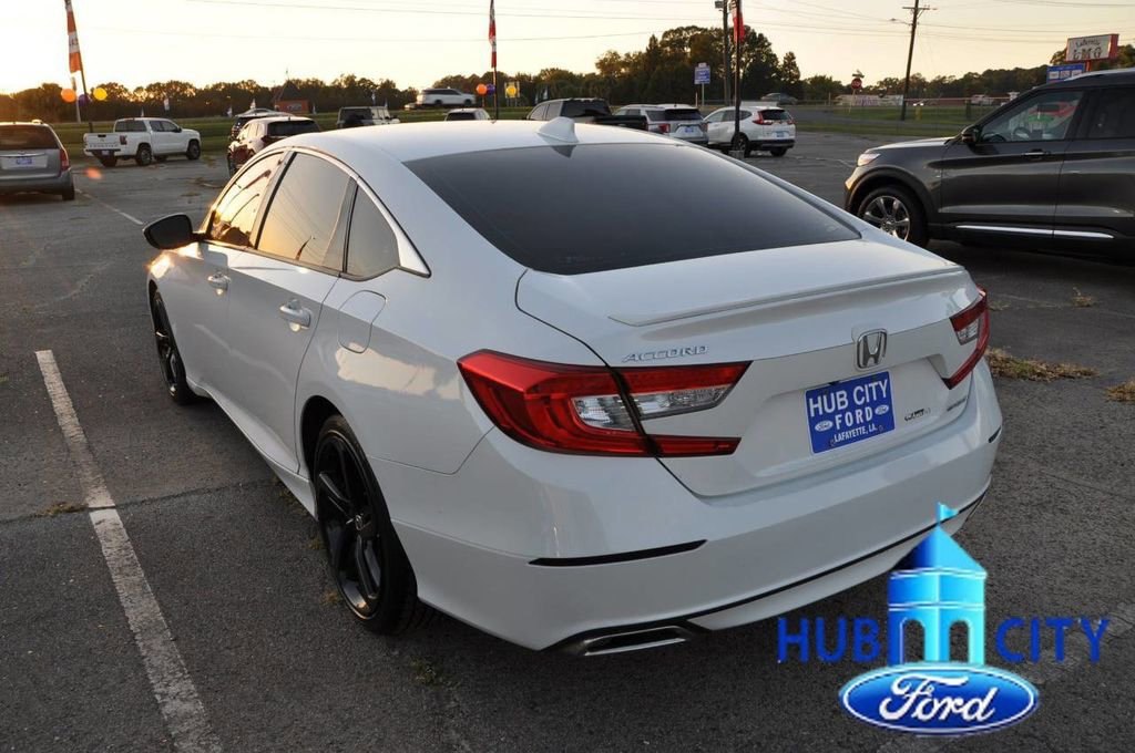 Used 2020 Honda Accord Sport image 3