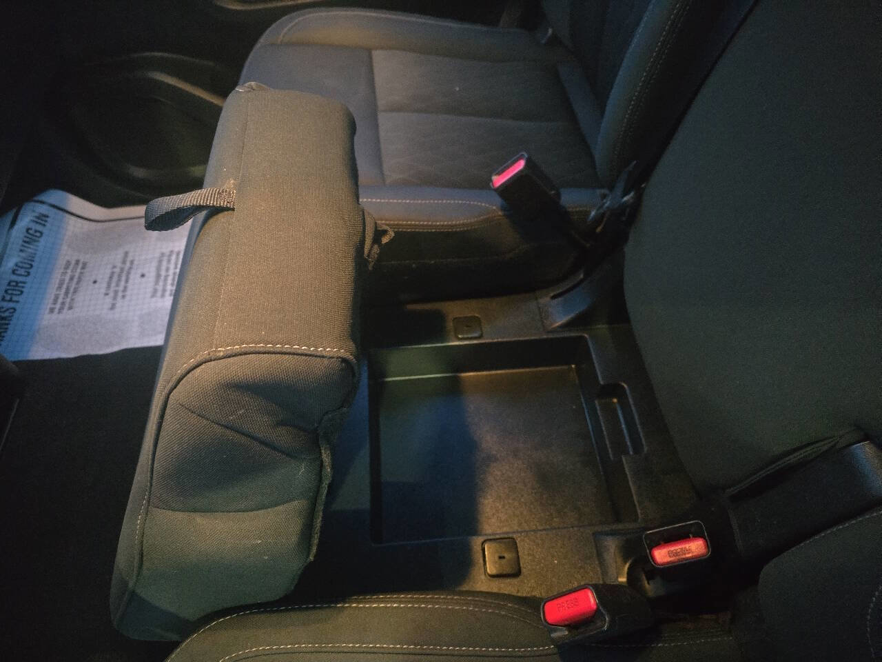 Used 2017 Nissan Titan SV image 36