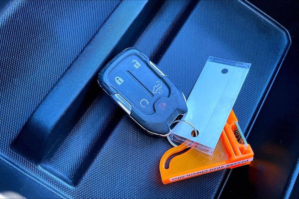 Used 2020 Chevrolet Silverado 1500 LT Trail Boss image 11