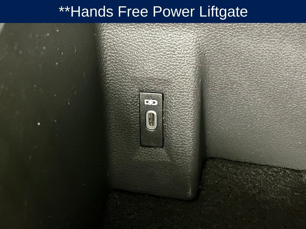 Certified 2023 Volkswagen Atlas SE w/ Black Wheel Package AWD/4WD image 13