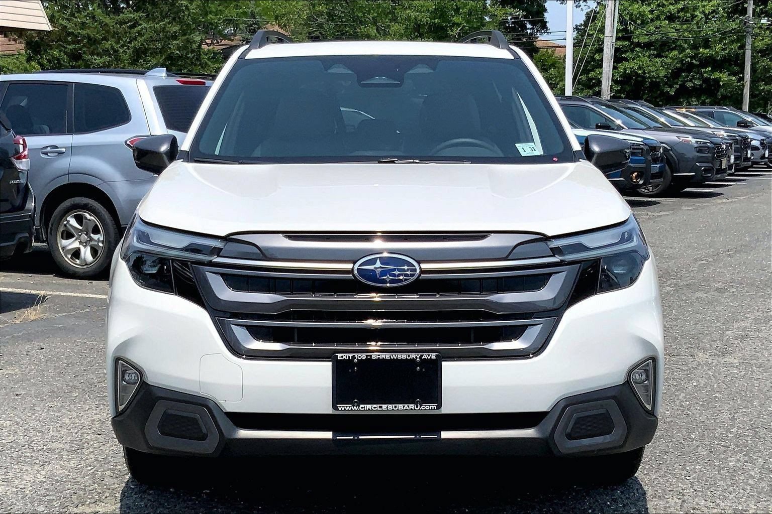 Certified 2025 Subaru Forester Limited w/ Popular Package AWD/4WD image 3