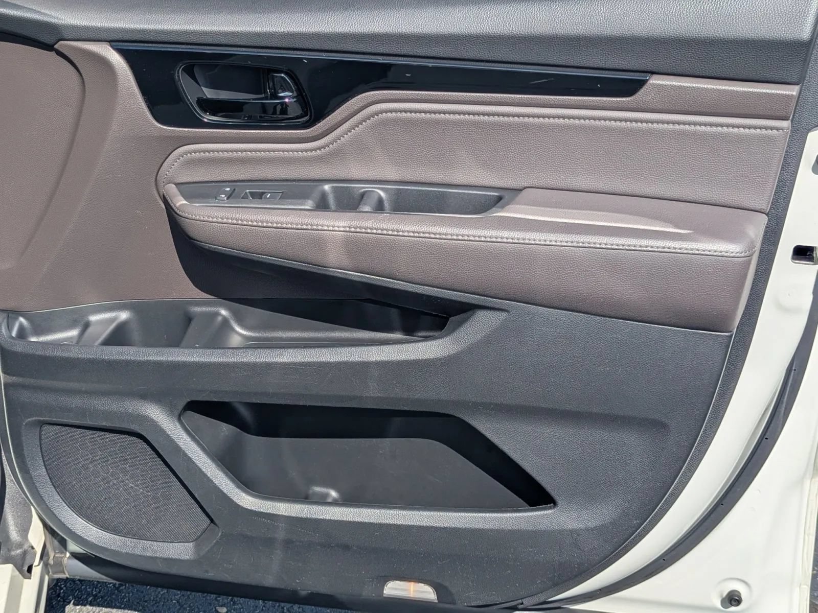 Used 2019 Honda Odyssey Elite image 13