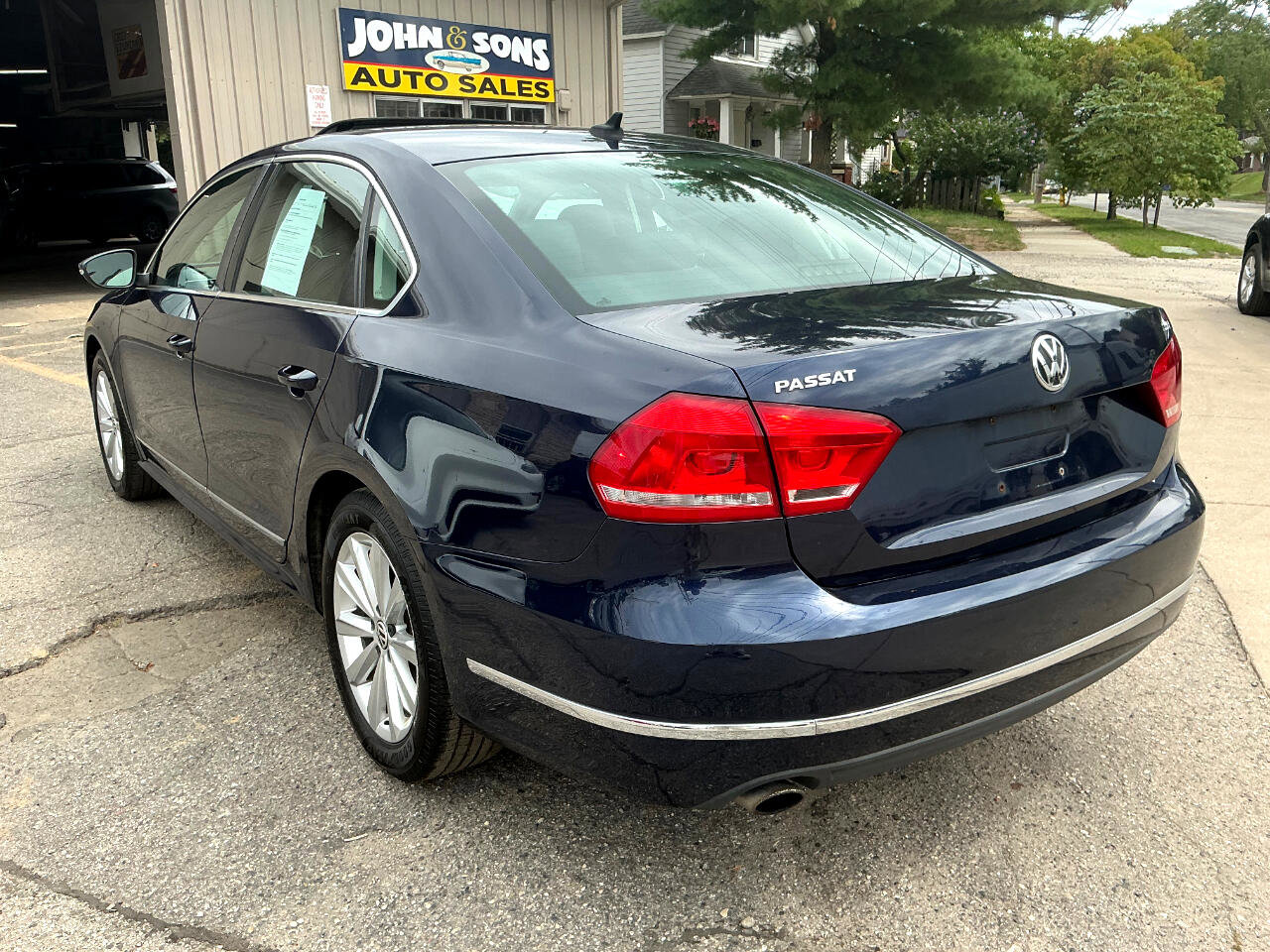 Used 2012 Volkswagen Passat 2.5 SEL image 5