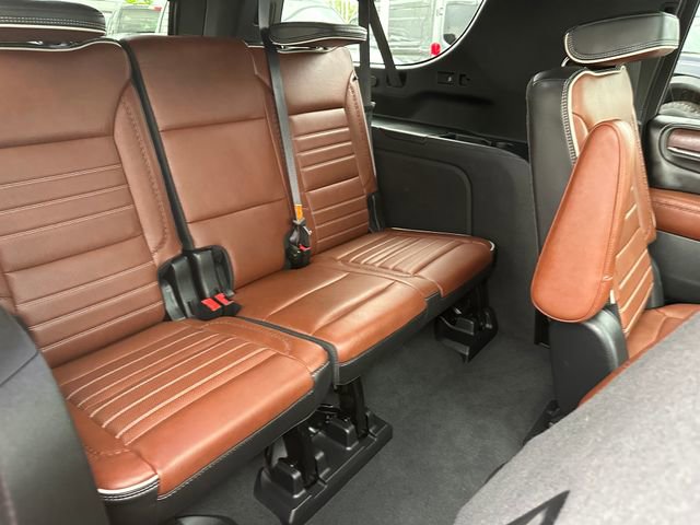 Used 2023 GMC Yukon XL Denali Ultimate image 13