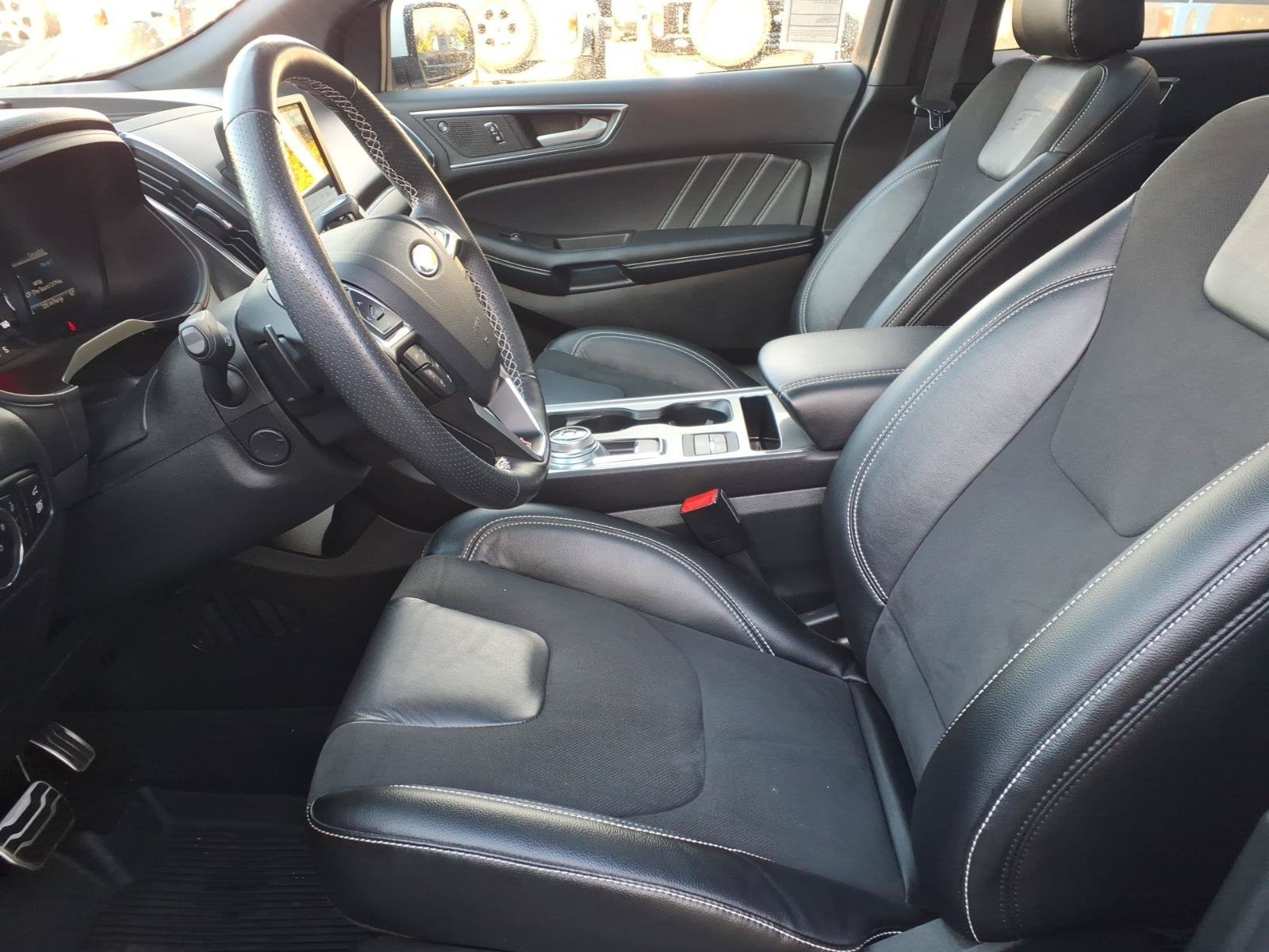Used 2024 Ford Edge ST w/ Equipment Group 401A AWD/4WD image 17