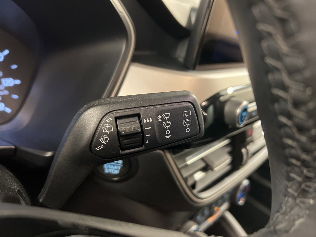 Certified 2022 Ford Escape SEL image 19