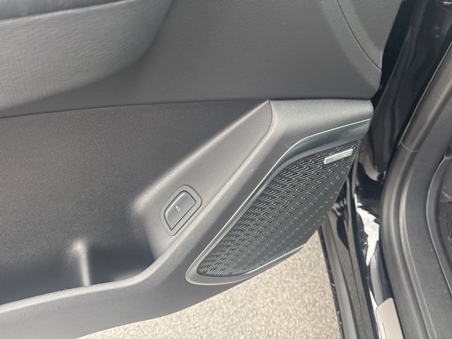 New 2025 Buick Enclave Sport Touring w/ LPO, Floor Liner Package image 10